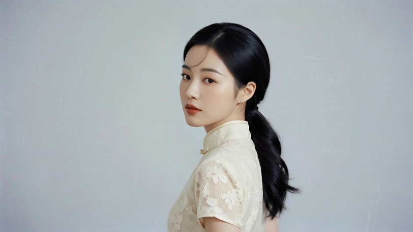 AI优雅旗袍模特穿搭杏色蕾丝改良旗袍温柔甜美少女正面纯色背景,电脑壁纸