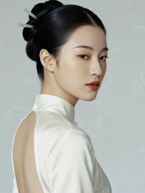 AI优雅旗袍电脑桌面壁纸 | 月白真丝温婉古典美人8K超高清无水印套图