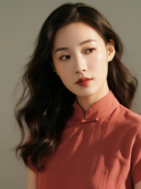 AI优雅旗袍电脑桌面壁纸 | 枣红棉麻温婉文艺女生8K超高清无水印套图